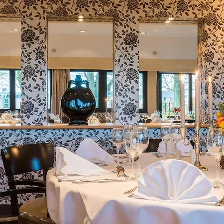 Parc Plaza Hotel
