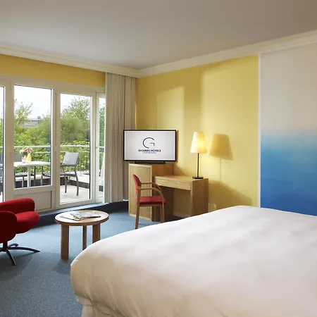 Hotel Parc Plaza 3*