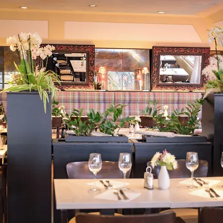 Hotel Parc Plaza 3*