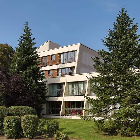 Parc Plaza Hotel 3*